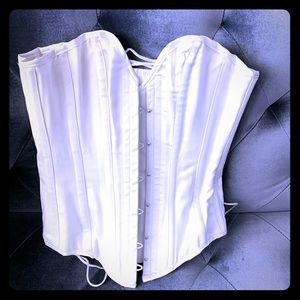 White steel bones corset